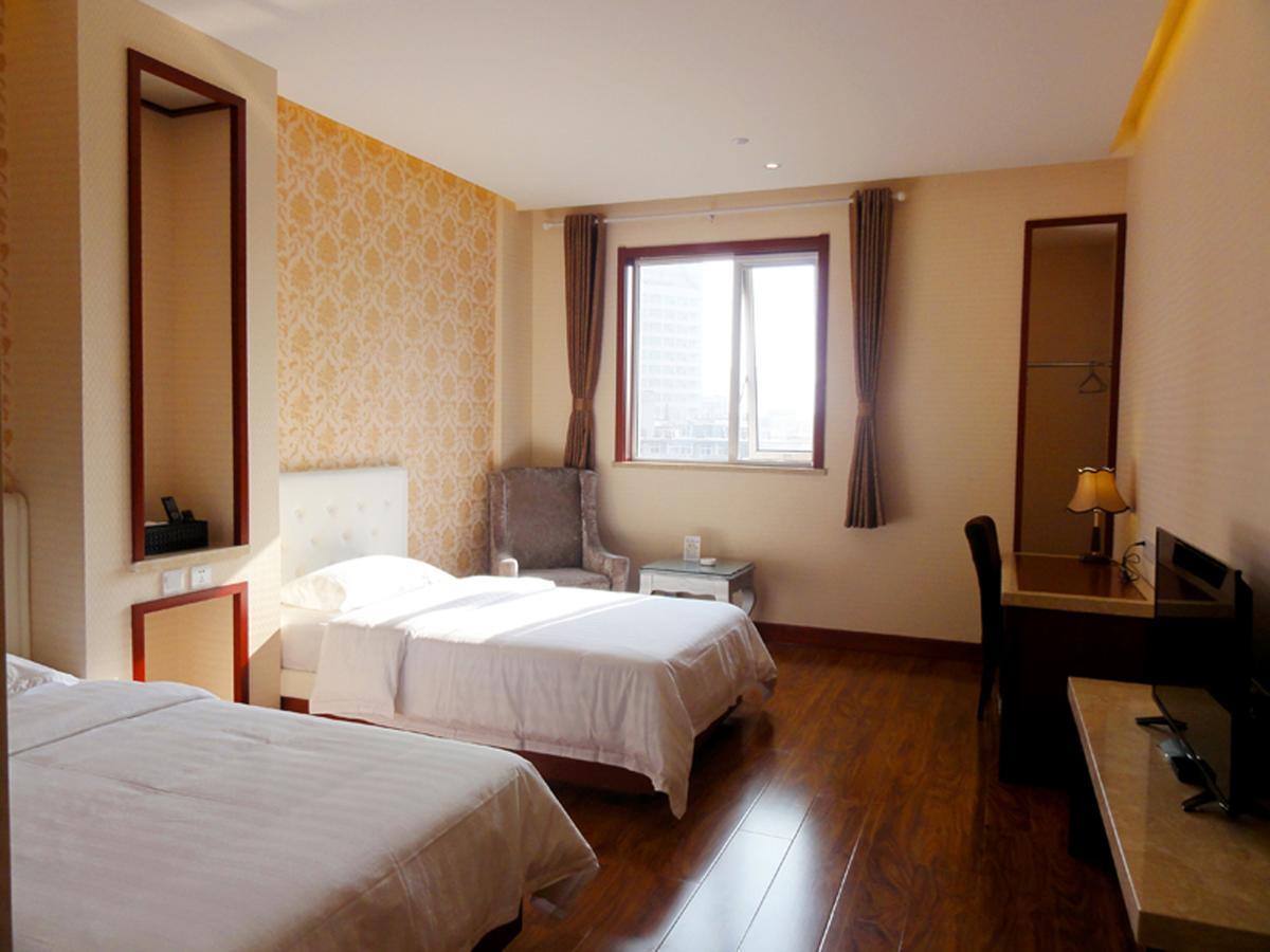 Hua Qi Kaiserdom Hotel Zhongshan Road St Michael'S Cathedral And Zhanqiao Pier Qingdao Luaran gambar