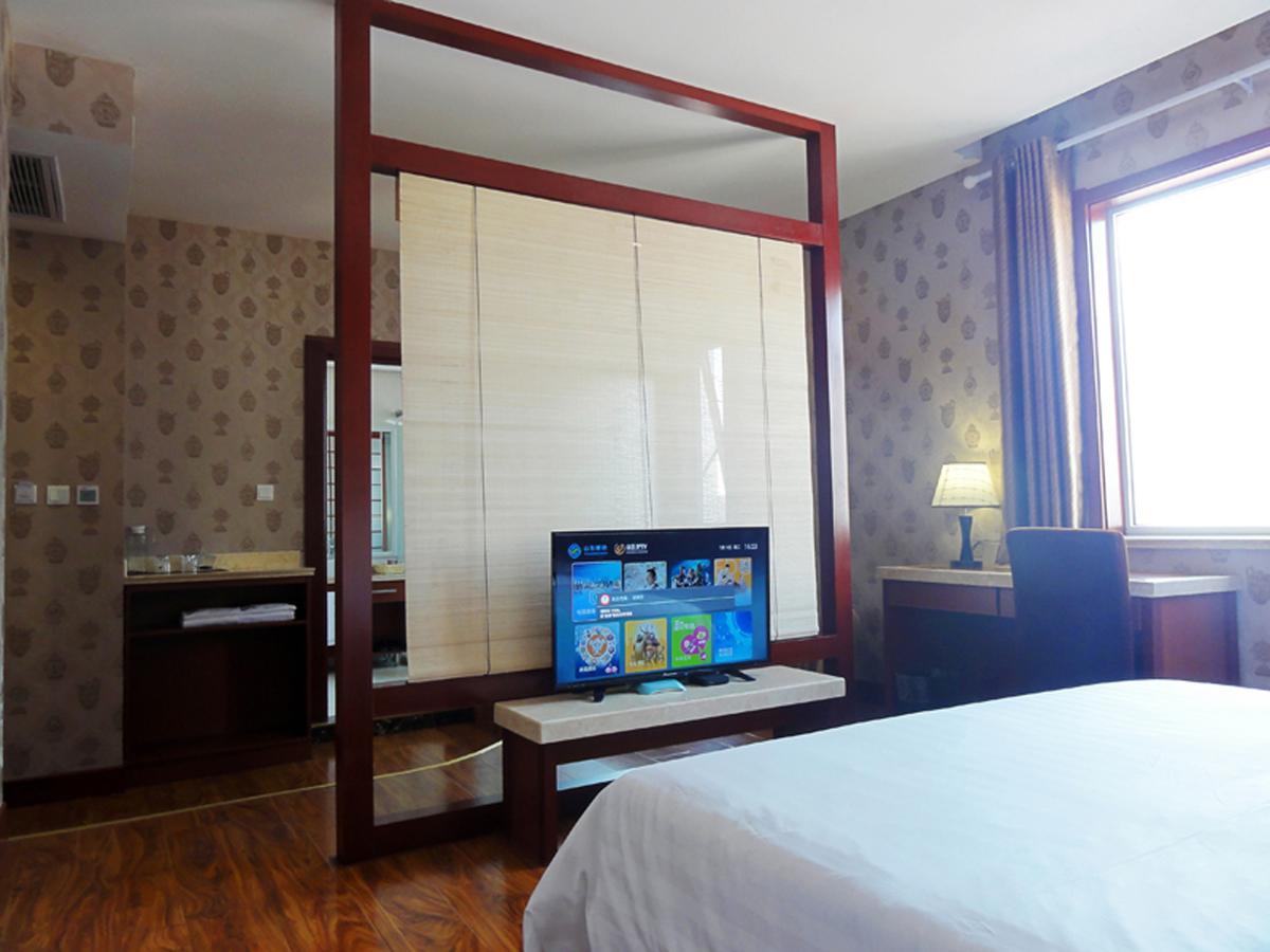 Hua Qi Kaiserdom Hotel Zhongshan Road St Michael'S Cathedral And Zhanqiao Pier Qingdao Luaran gambar
